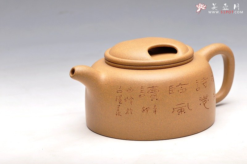 紫砂壶图片：辛卯年冬 曲峰  大气 全手大牛盖莲子 实力精品 - 美壶网