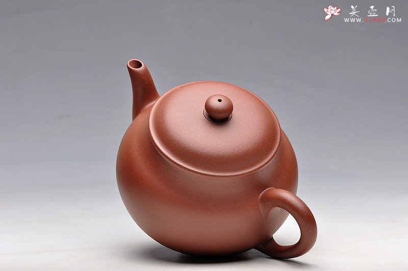 紫砂壶图片：尹君峰新品全手鸣远梨式  风姿绰约 优质地槽青 - 美壶网