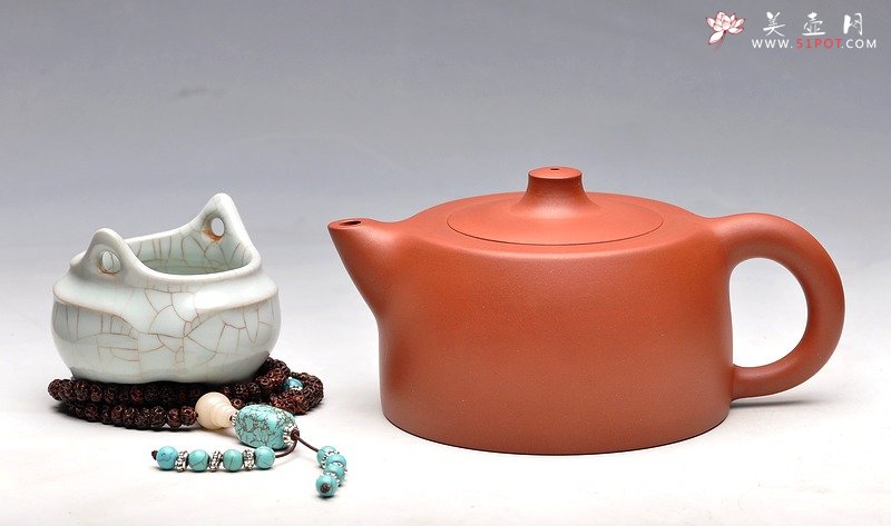 紫砂壶图片：非常有特色的 全手嵌盖天际 敦厚可人 - 美壶网