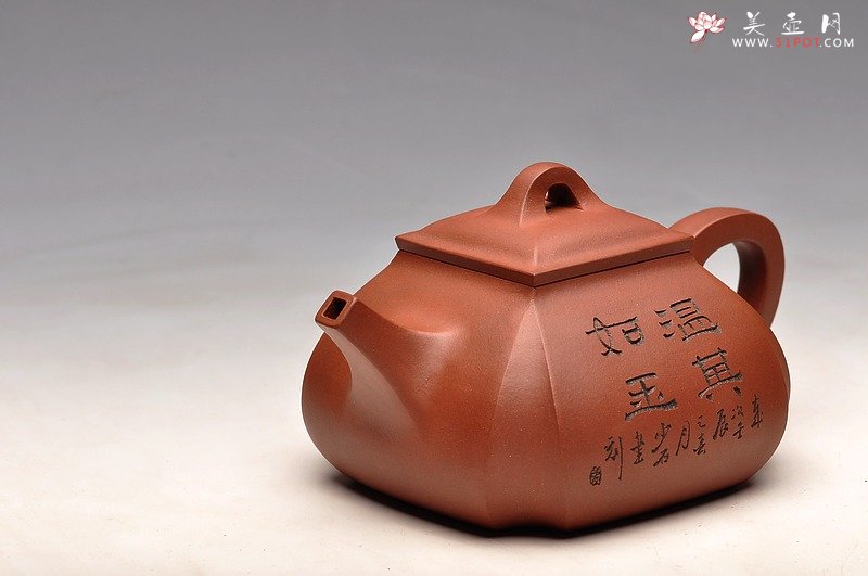 紫砂壶图片：线面挺快 张听刚老师装饰 四方抽角 - 美壶网