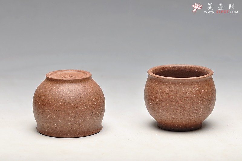 紫砂壶图片：几个好料杯子新品 老段泥，粗砂紫泥 - 美壶网