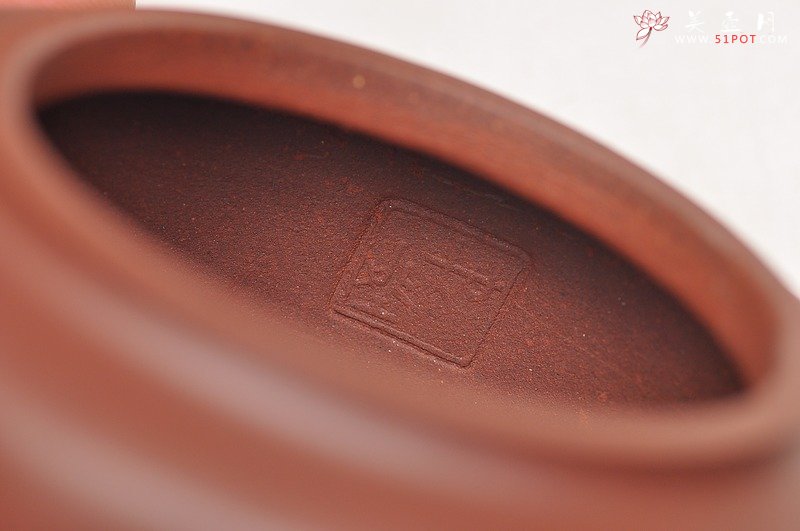 紫砂壶图片： 陆轶舟老师装饰  全手桑扁 耐品实用 - 美壶网