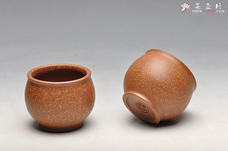 紫砂壶图片：几个好料杯子新品 老段泥，粗砂紫泥 - 美壶网