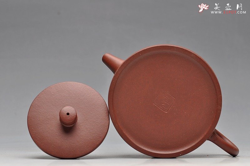 紫砂壶图片： 陆轶舟老师装饰  全手桑扁 耐品实用 - 美壶网