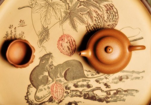 谭华斌紫砂壶 工笔之风 细刻如丝  鼠趣挂盘 送礼佳品 40cm 