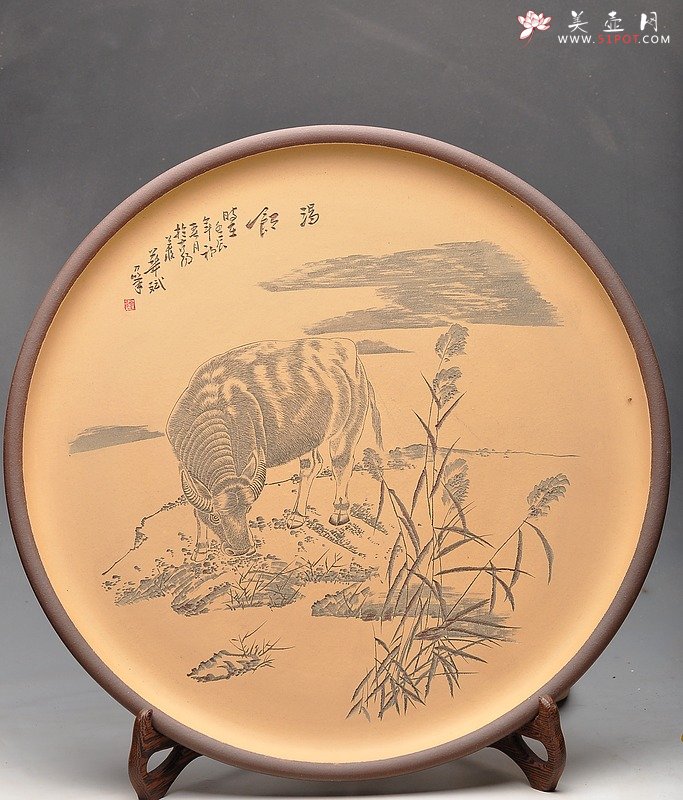 紫砂壶图片：工笔之风 细刻如丝 渴饮 紫砂挂盘 送礼佳品  - 美壶网