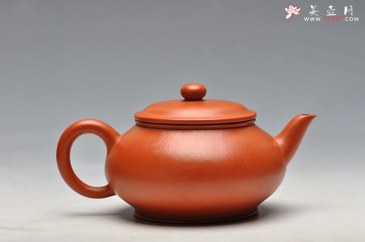 紫砂壶图片：金黄朱泥 全手神韵 线条韵味耐品 - 美壶网