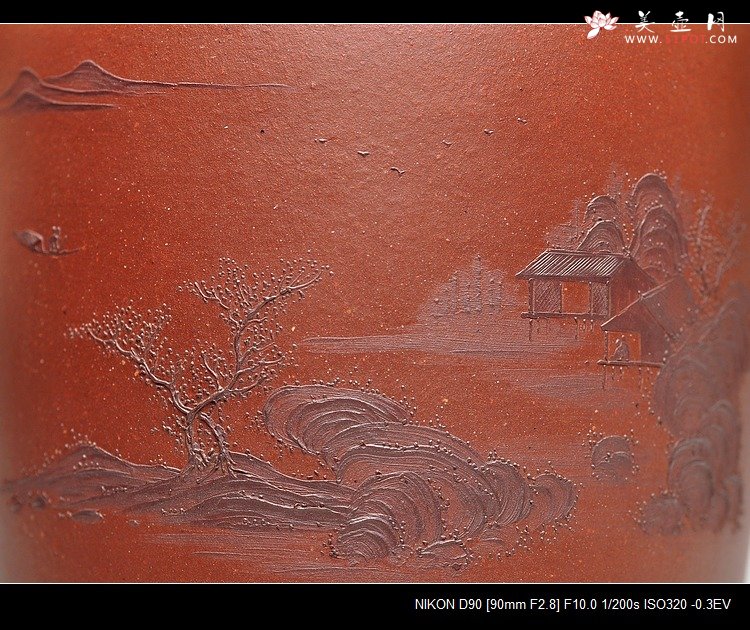 紫砂壶图片：猪肝色底槽青 仅此一把 全手洋桶 精彩泥绘山水 不接受定制 - 美壶网