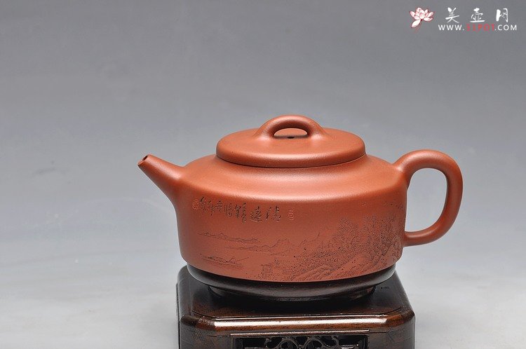 紫砂壶图片：李彦雄装饰通景山水  全手汉韵 - 美壶网