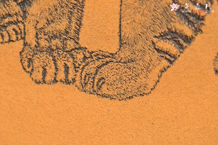 紫砂壶图片：虽是幼虎，然有兽王之气  有骨有肉 朱牧清两只老虎 40cm - 美壶网