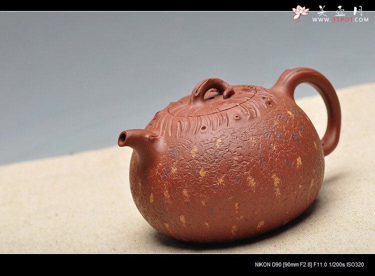 紫砂壶图片：蔡岩峰壬辰年最新原创力作 全手桩语  - 美壶网