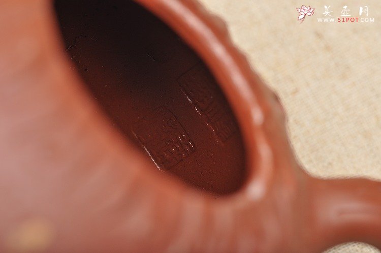 紫砂壶图片：蔡岩峰壬辰年最新原创力作 全手桩语  - 美壶网