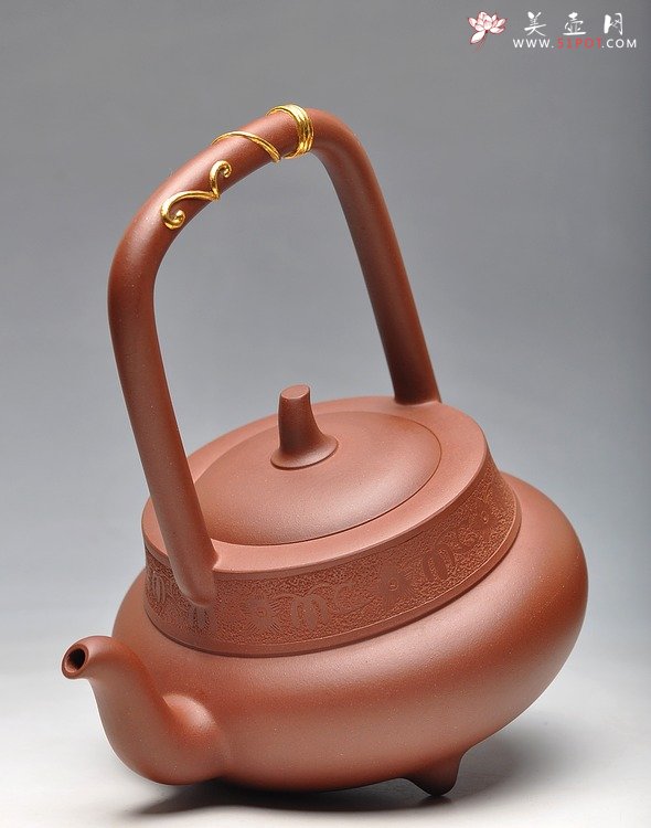 紫砂壶图片：壬辰年扛鼎力作 北瓜提梁 浑圆敦厚 典雅素丽 精品 - 美壶网
