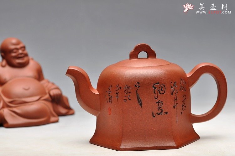 紫砂壶图片： 鲍志强高徒 历上清装饰 方鈡 优质底槽青 - 美壶网