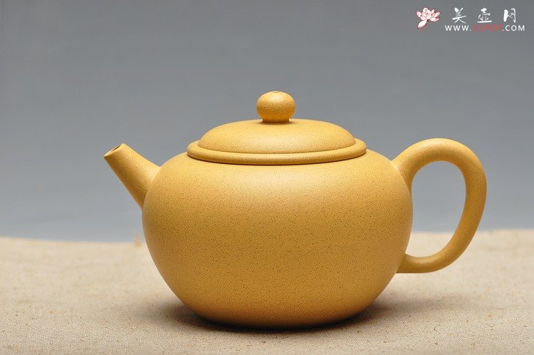 紫砂壶图片：形制古朴 饱满大气 精品亨圆  袁新强作品 - 美壶网