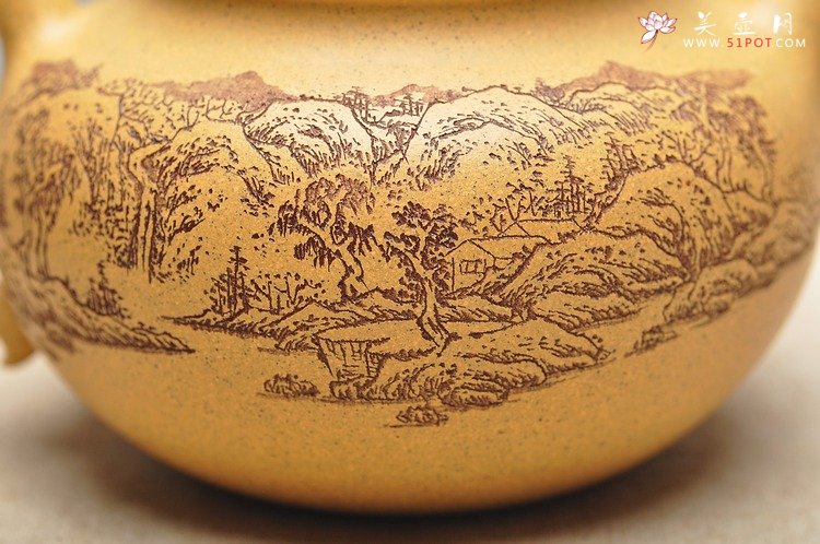 紫砂壶图片：古朴经典 儒雅得体 通景山水 莲子 - 美壶网