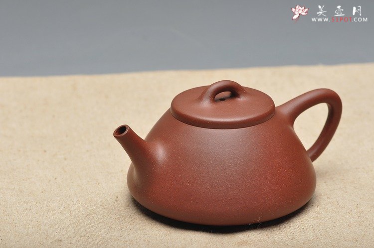 紫砂壶图片：石瓢主义 舒展文气 优质底槽青 全手子冶石瓢 - 美壶网