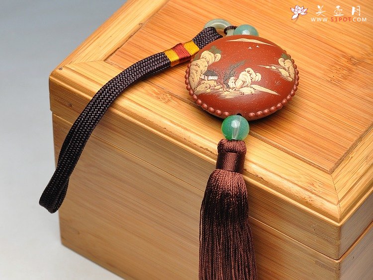 紫砂壶图片：美壶定制 原创泥绘精品紫砂车挂 把玩件 精致好玩 - 美壶网