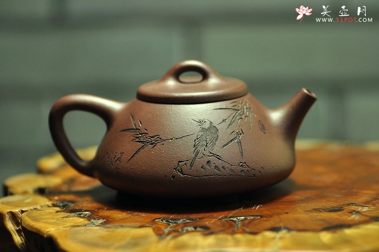 紫砂壶图片： 清隽挺拔  子冶石瓢 骨肉均挺 弱水三千只取一瓢 - 美壶网