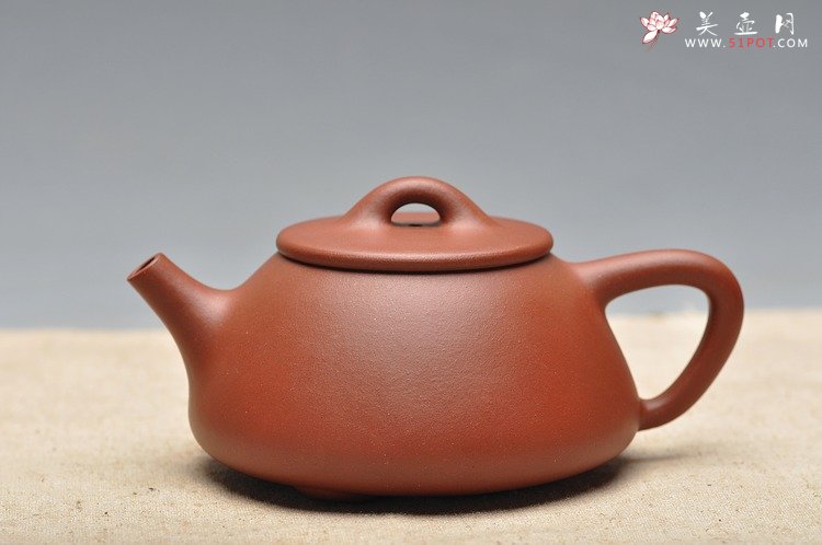 紫砂壶图片：质朴简单 素雅典范 平盖石瓢 - 美壶网