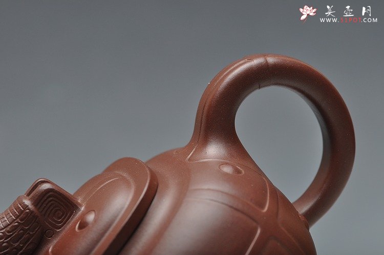 紫砂壶图片：经典代表作 盔甲 - 美壶网