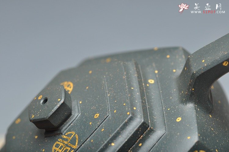 紫砂壶图片：经典墨绿泥 满金福 器形优雅 泥色别致 全手中雪华 - 美壶网