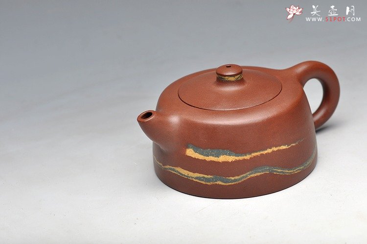 紫砂壶图片：敦厚可人 实用精品 小天际 优质老拼紫 双色绞泥 - 美壶网