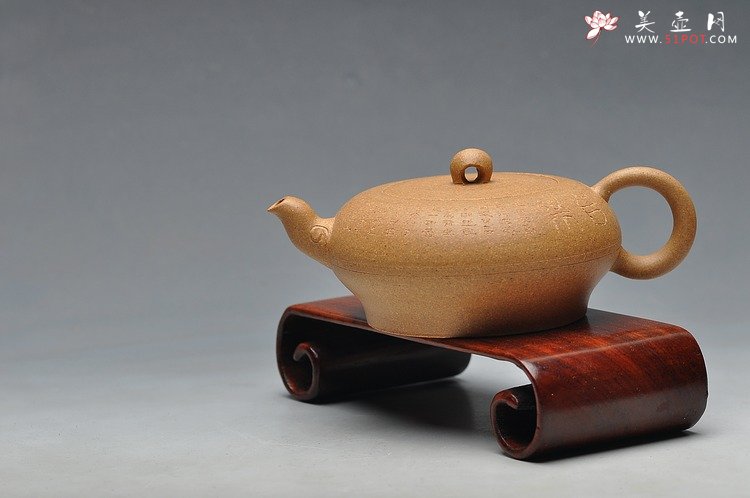 紫砂壶图片：一对小品 实用茶器 如意心经 - 美壶网