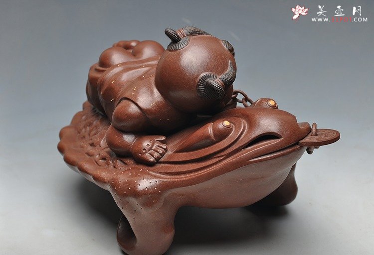 紫砂壶图片：精品重器 刘海戏金蟾 - 美壶网