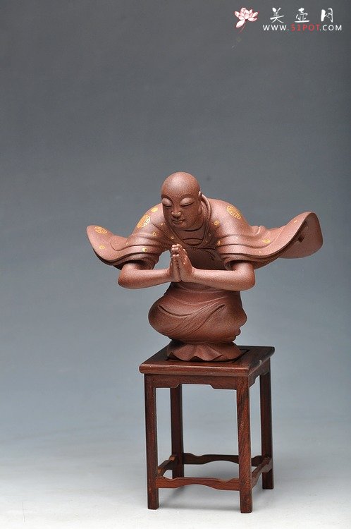 紫砂壶图片： 范志峰最新作品描金蓬莱 衣有凌虚之韵，容有出尘之想 - 美壶网