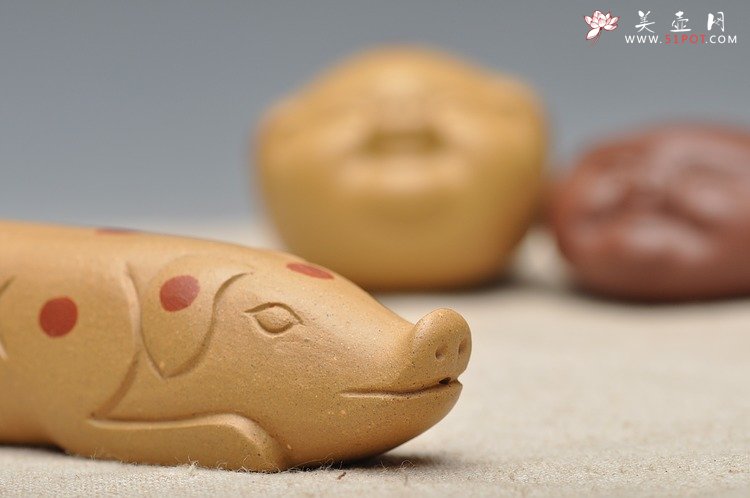 紫砂壶图片：小猪乐园o(∩_∩)o  - 美壶网
