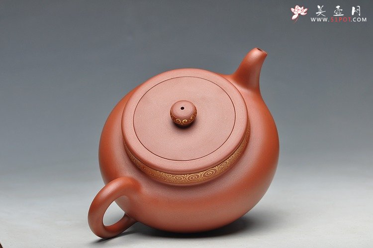 紫砂壶图片：曲峰最新原创作品 典雅大气 全手雍和 - 美壶网