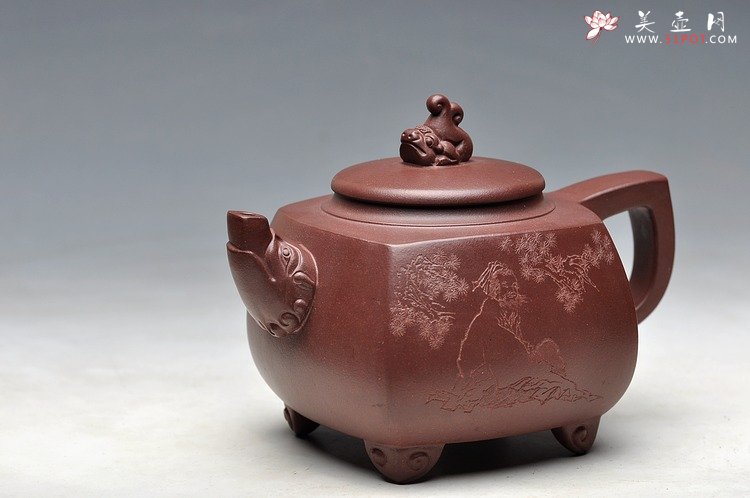 紫砂壶图片：闲然别致 生动可爱 鱼龙壶 - 美壶网