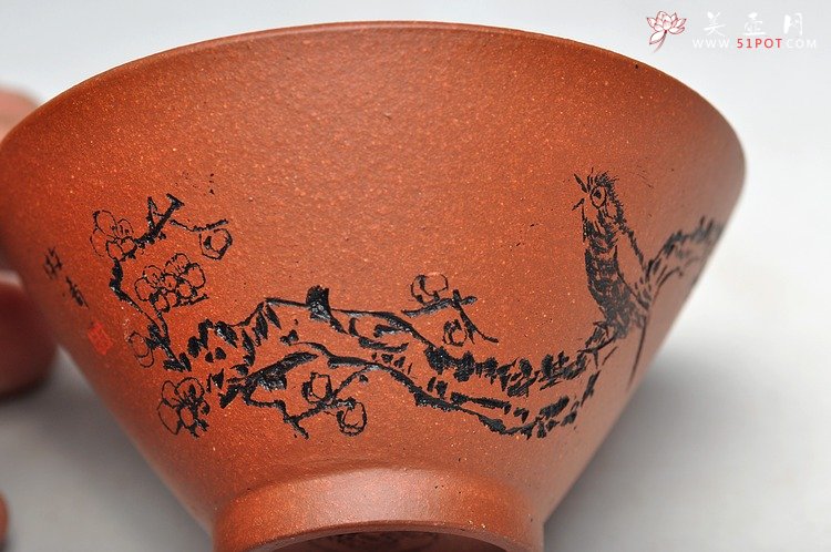 紫砂壶图片：八大风格之 高温小红泥圆亭杯 降坡泥斗笠杯 - 美壶网