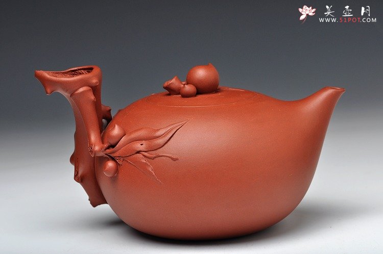 紫砂壶图片：当代宜兴名人录载入 史云棠〖圣桃壶〗920CC紫砂壶 - 美壶网