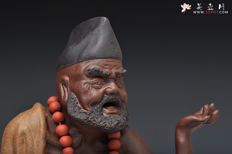 紫砂壶图片：拯危济困 救死扶弱 彰善惩恶 活佛济公 - 美壶网