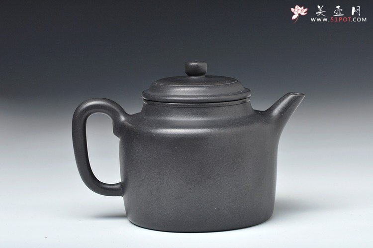 紫砂壶图片：万阗阗近作 气势雄壮全手精品剑流高德中 大亨遗韵 - 美壶网