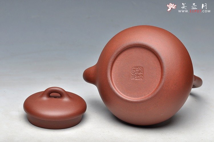 紫砂壶图片：圆圆满满 曼妙身姿 全手圆珠提梁 优质底槽青 - 美壶网