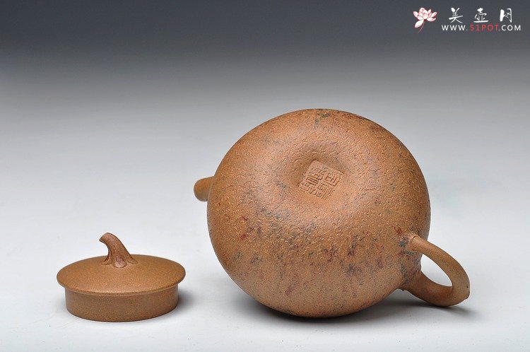 紫砂壶图片：蔡岩峰最新力作 蓄势  全手脱颖 别有一番味道 - 美壶网