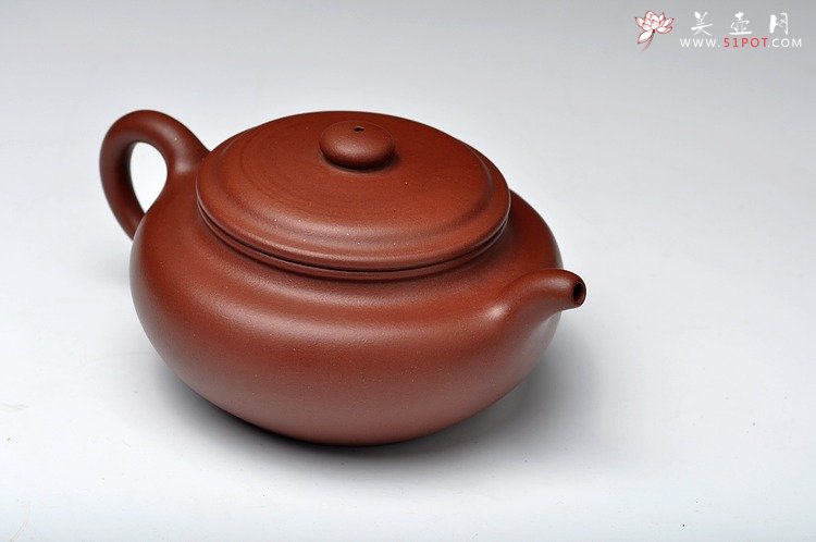 紫砂壶图片：气势挺拔 饱满流畅 精工 全手工大仿古 - 美壶网