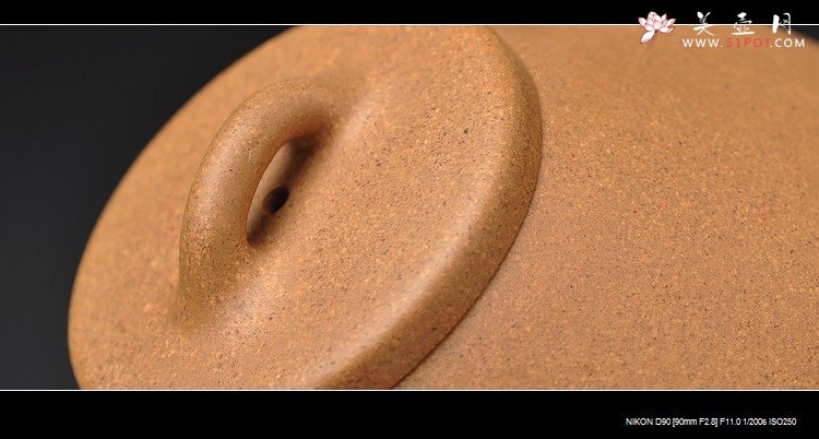 紫砂壶图片：双节特惠之五彩段泥石瓢 骨肉均挺 器形周正 - 美壶网