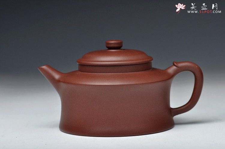 紫砂壶图片：砂料迷人 稳重而优雅 精品 全手玉锺 - 美壶网