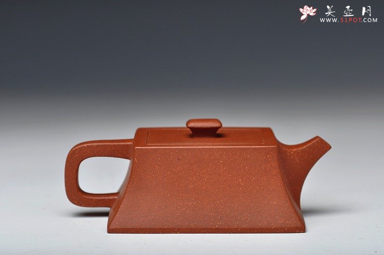 紫砂壶图片：线条张劲 严谨之风  全手 小求正 - 美壶网