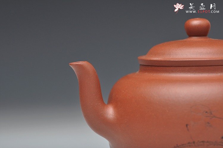 紫砂壶图片：线条流畅 整体高俊 全手雅韵 - 美壶网