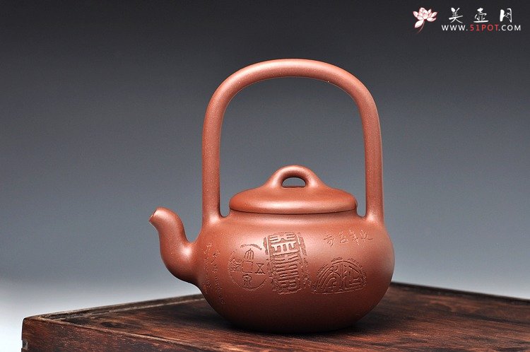 紫砂壶图片：张听刚装饰 饱满玉润 全手禅珠提梁 精美之作 - 美壶网