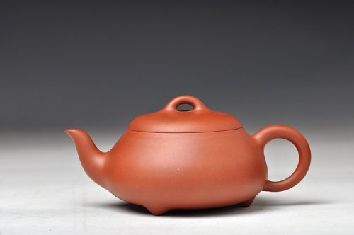 曲峰紫砂壶 神韵悠长 张弛有度 工整温润 全手三弯石瓢 原矿底槽清