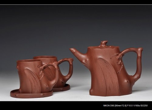 单志萍紫砂壶 单志萍壬辰年年终之作 全手弯把梅桩 瑞雪兆丰年 傲雪寒梅 原矿底槽清