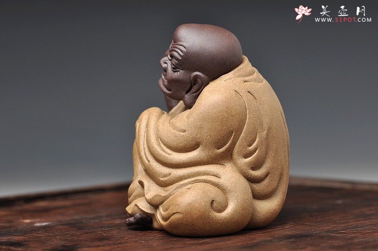紫砂壶图片：十八罗汉之长眉罗汉和掏耳罗汉 神态细腻传神 精品茶宠 - 美壶网