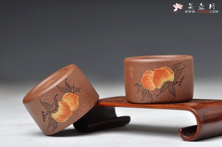 紫砂壶图片：优质降坡泥 玉扳指福寿杯 60cc 淡泊明志 - 美壶网