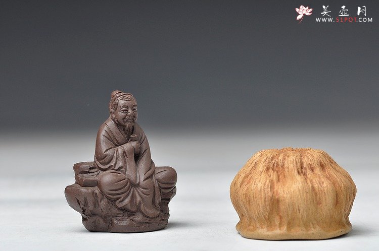 紫砂壶图片：陆羽品茶 好玩的茶宠 - 美壶网